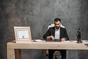 Card-Based Certification in Ontario Construction: What Toronto Contractors Should Ask a Labour Lawyer